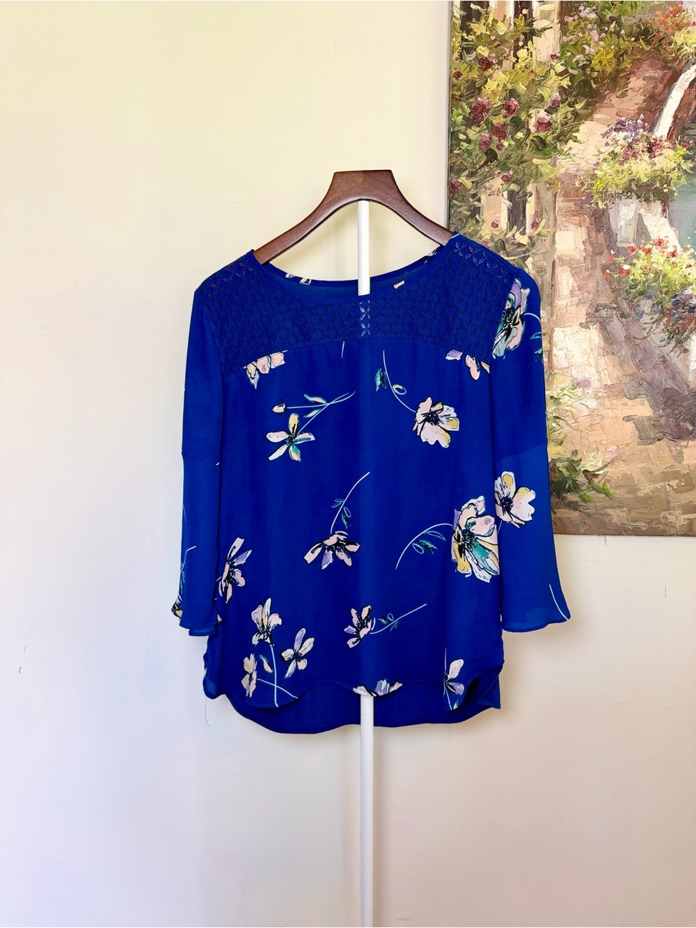 Van Heusen Royal Blue Floral Blouse Lace Yoke 3/4 Bell Sleeve Medium